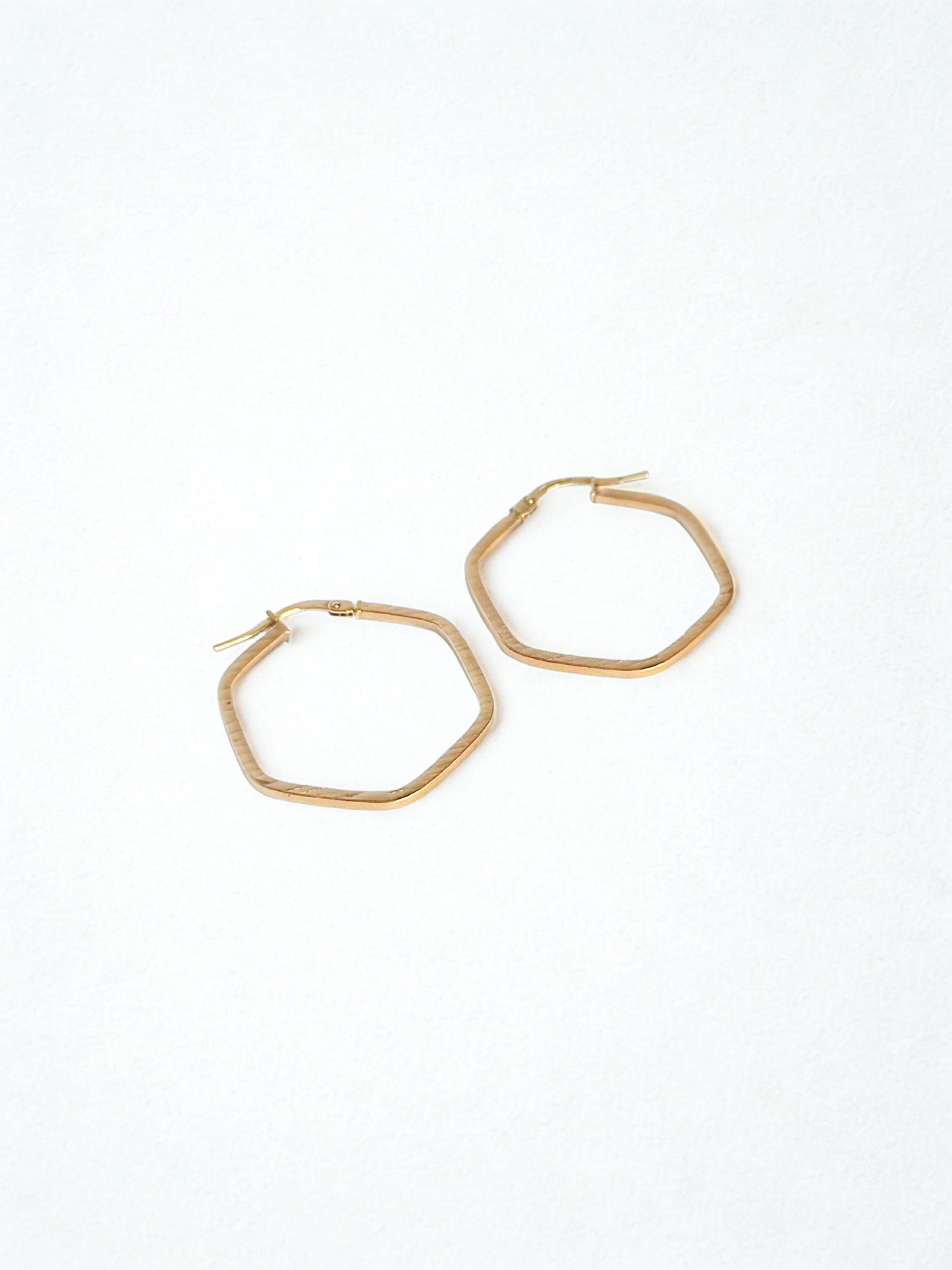 Alex - Hexagonal Hoops