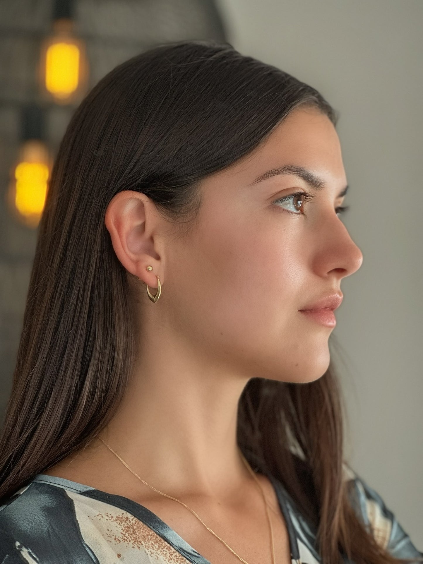 Victoria - Bonded Sculpted Hoops