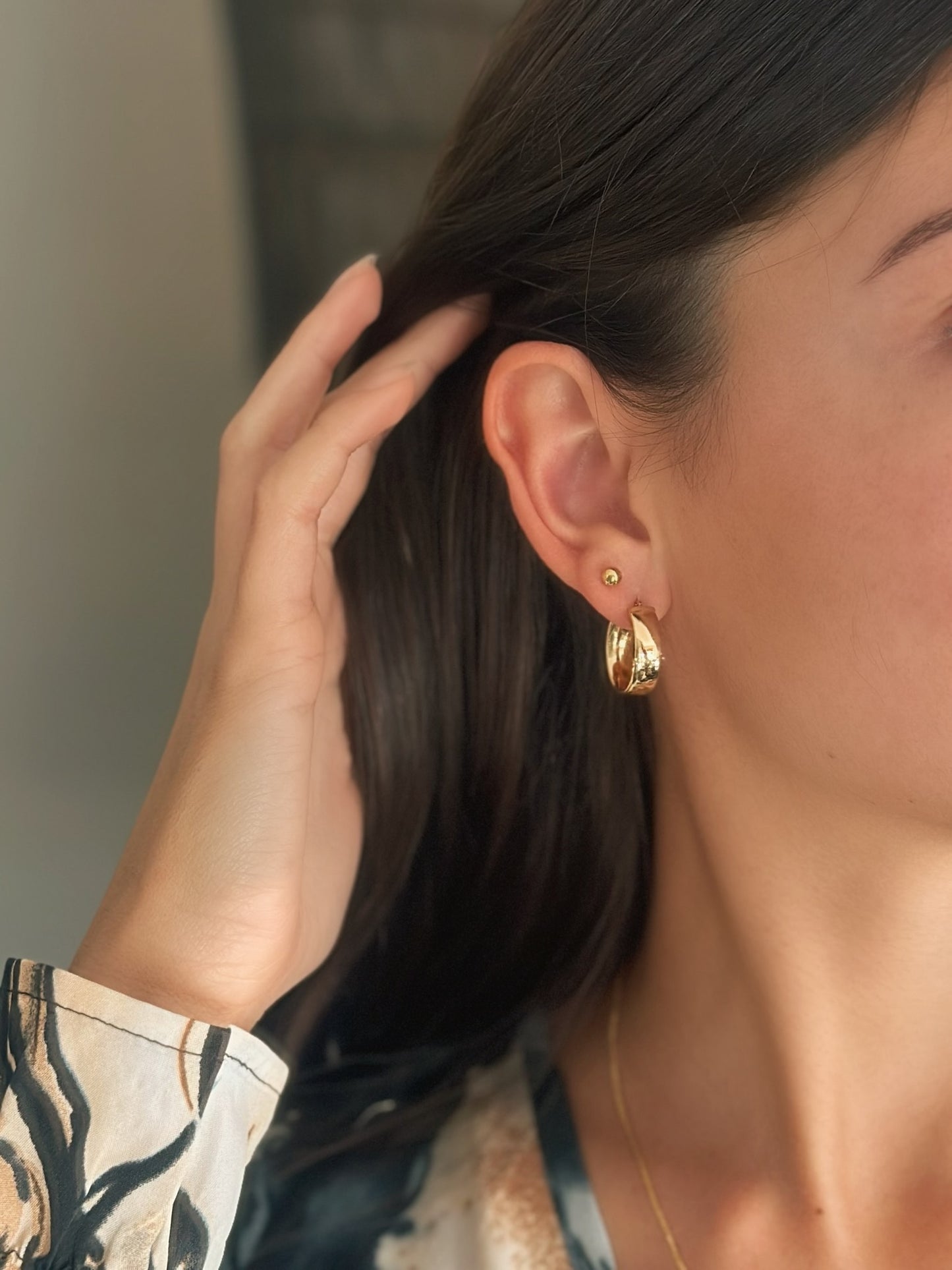 Noeli - Bonded Flat Hoops