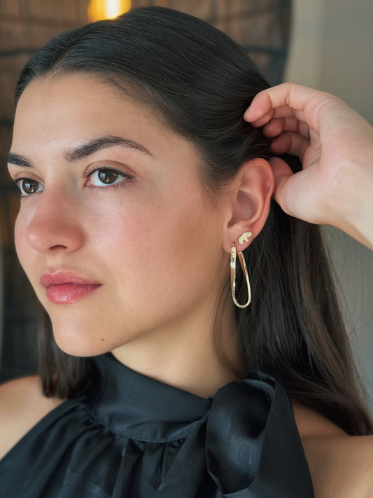 Elli - 9ct Gold Studs