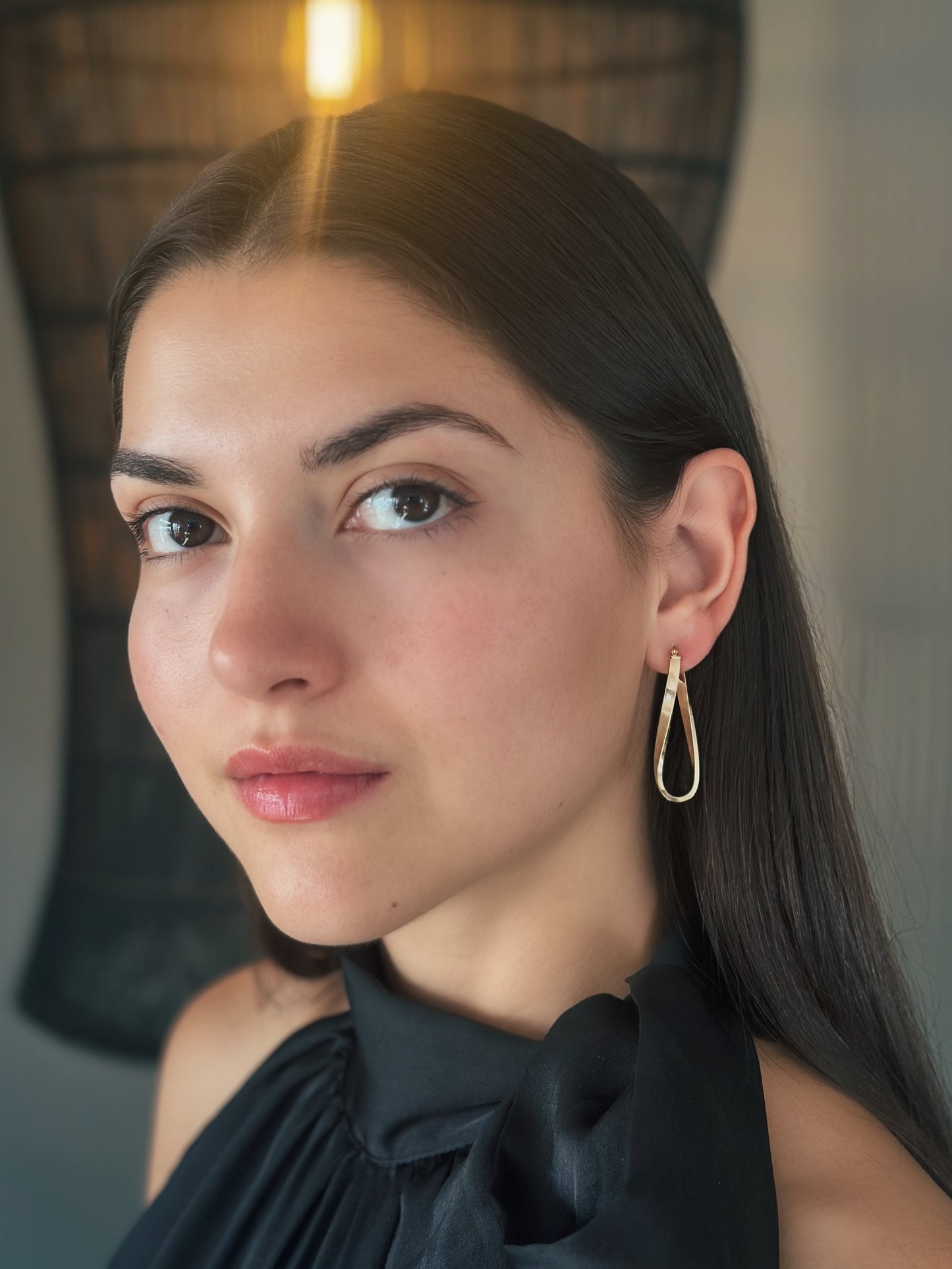 Freya - 9ct Infinity Hoop