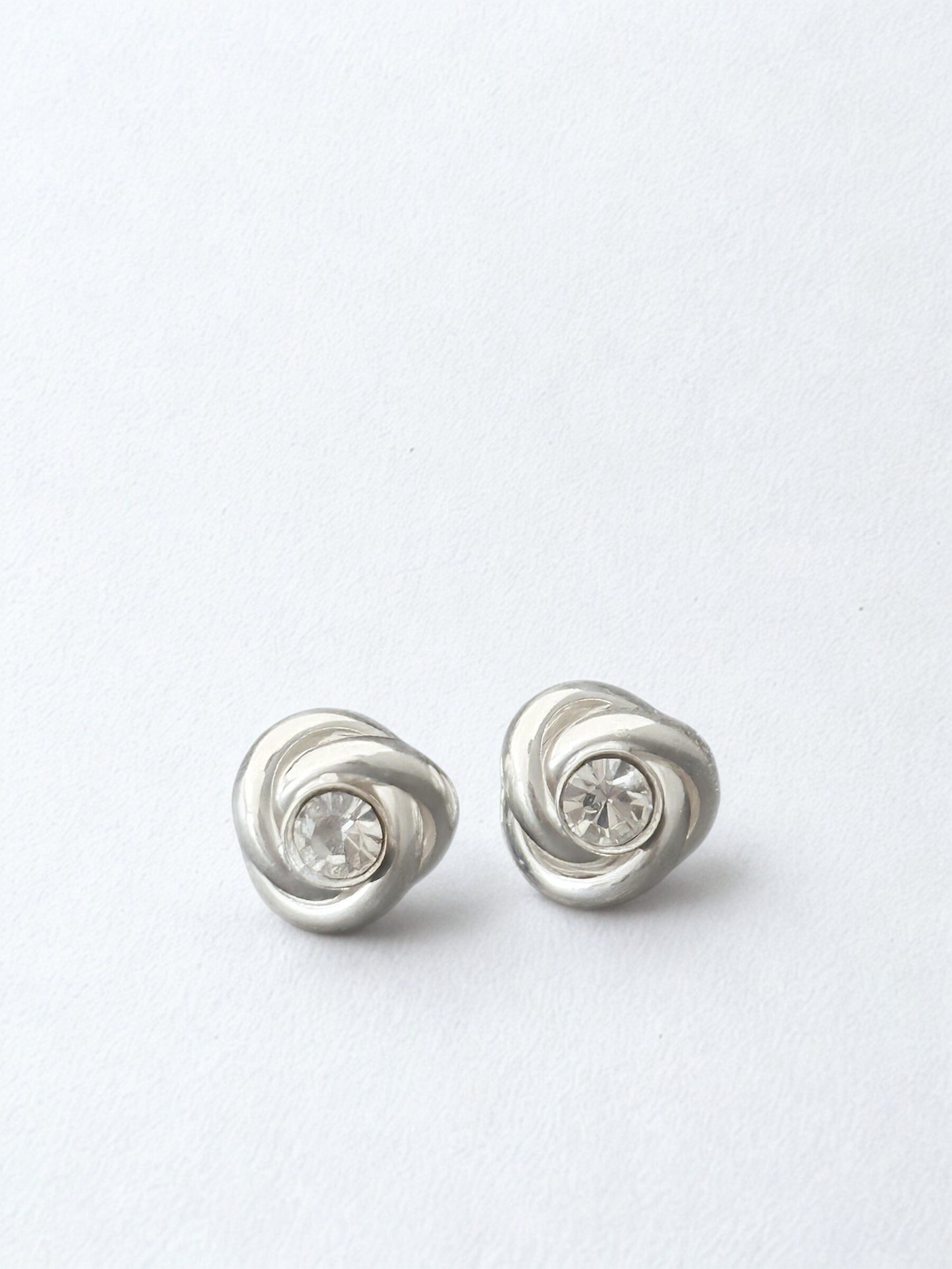 Demi - Love Knot Stud Earrings