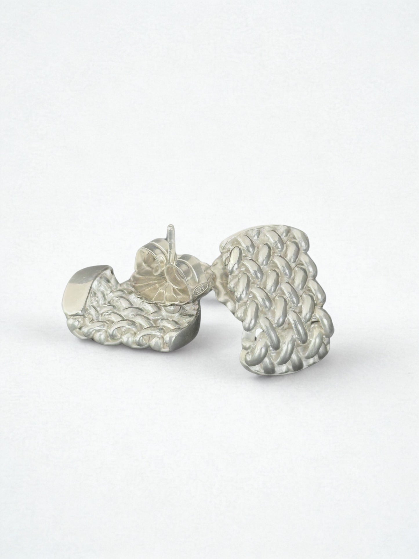 Léa - Mesh design studs