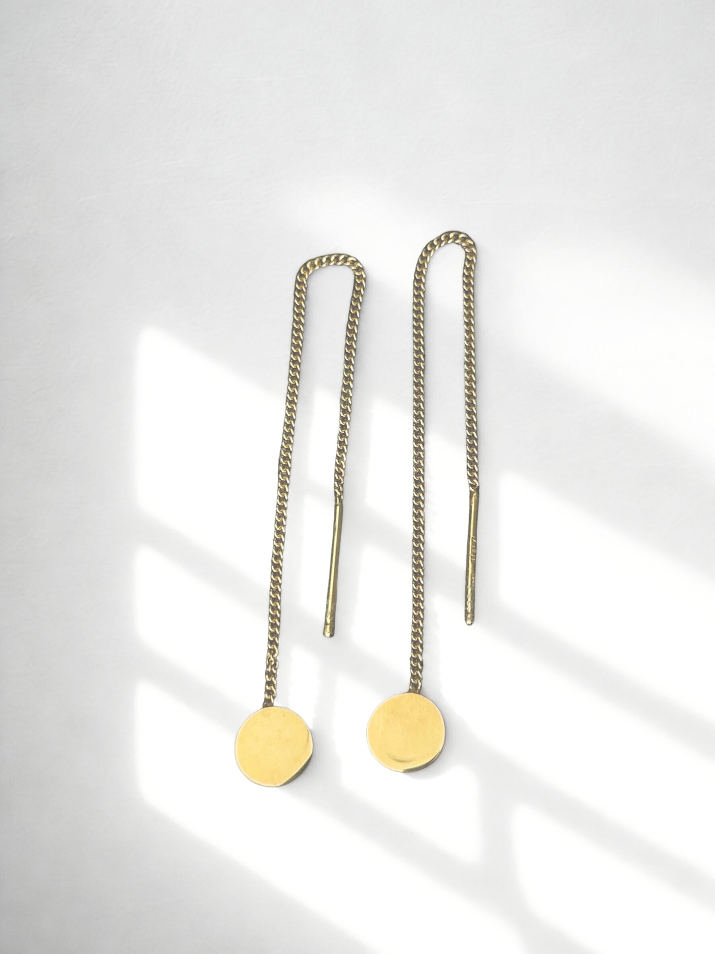 Monroe - Disc Pull-Through Earrings