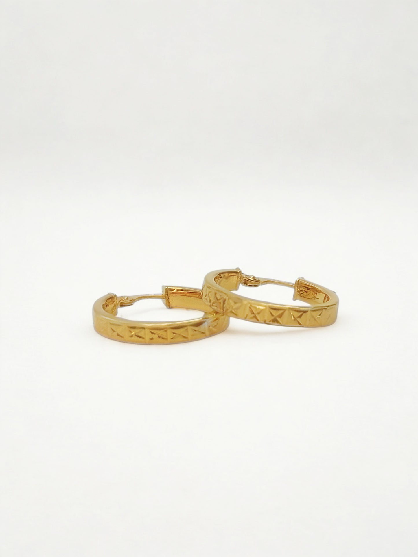 Nala - 9ct Flat Hoops