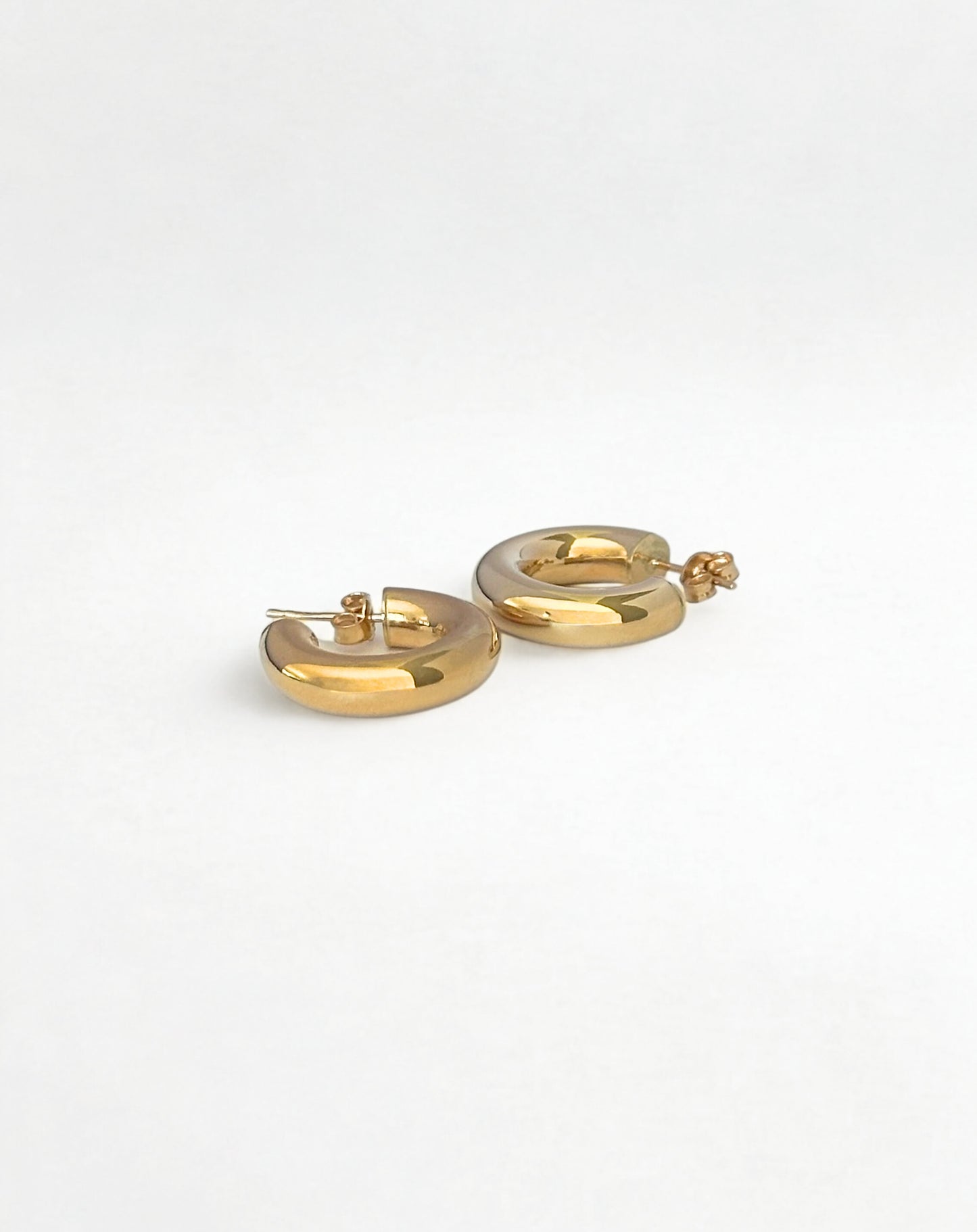 Tana - 9ct Hollow Hoop