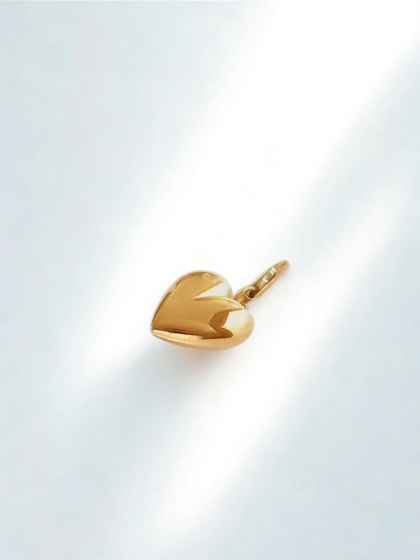 Amara – Bonded Puffy Heart Pendant