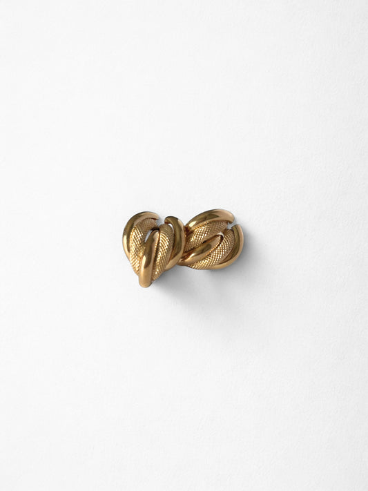 Selena - 9ct Strip Stud