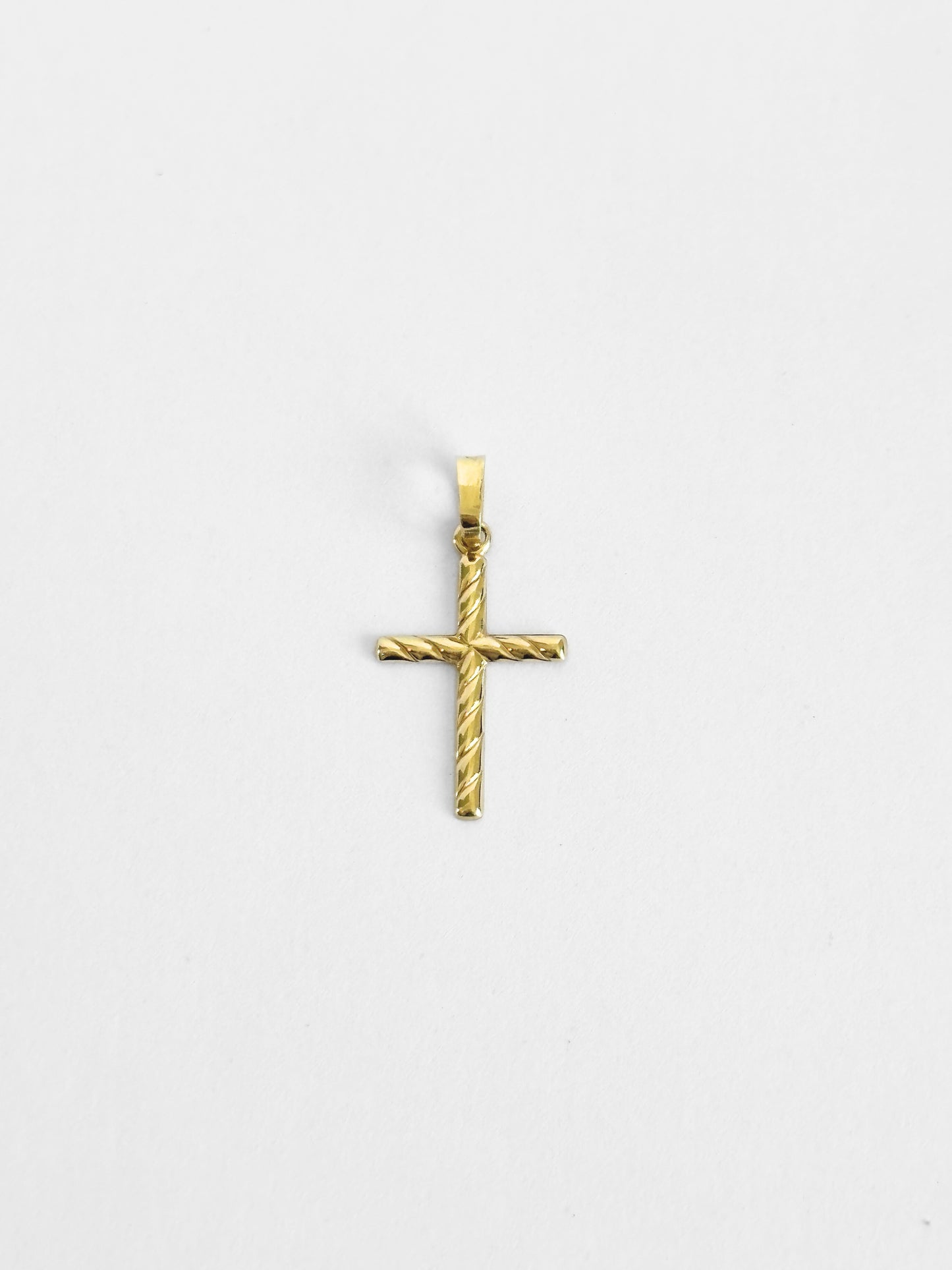 Solenne - Subtle Symbol