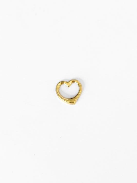 Tavi - A Little Love